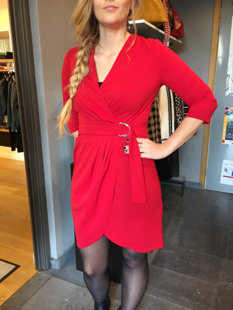 robe rouge fêtes atelier ac